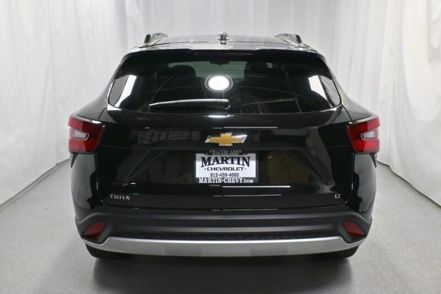 new 2026 Chevrolet Trax car, priced at $25,885