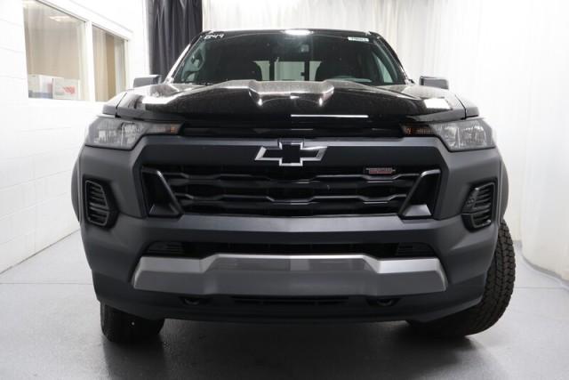 new 2025 Chevrolet Colorado car, priced at $44,995