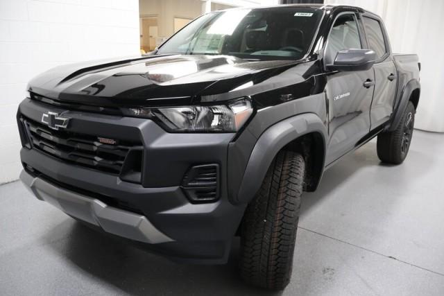 new 2025 Chevrolet Colorado car, priced at $44,995