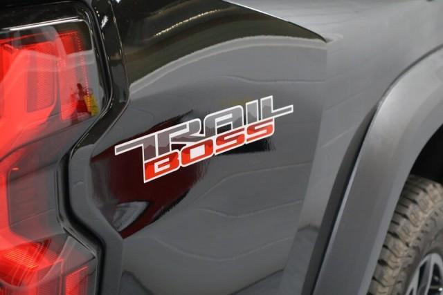 new 2025 Chevrolet Colorado car, priced at $44,995