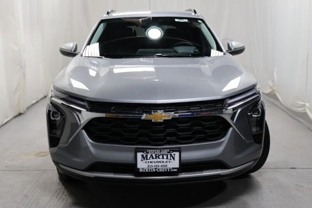 new 2025 Chevrolet Trax car, priced at $24,985