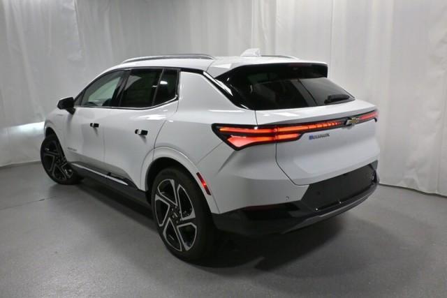 new 2026 Chevrolet Equinox EV car