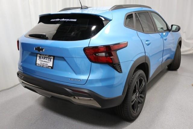 new 2025 Chevrolet Trax car, priced at $27,880