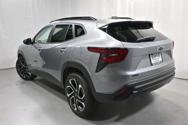 new 2025 Chevrolet Trax car