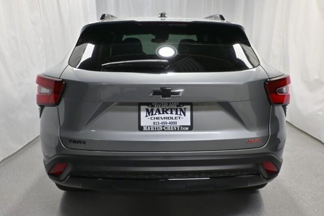 new 2025 Chevrolet Trax car