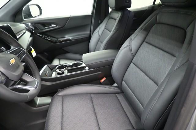 new 2026 Chevrolet Equinox car, priced at $31,544