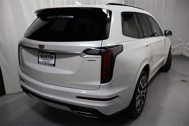 used 2024 Cadillac XT6 car, priced at $53,565