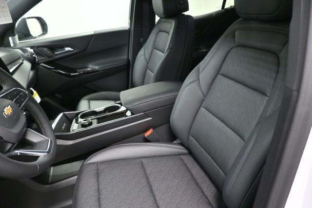 new 2026 Chevrolet Equinox car, priced at $31,544