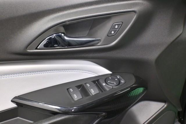 new 2025 Chevrolet Trax car