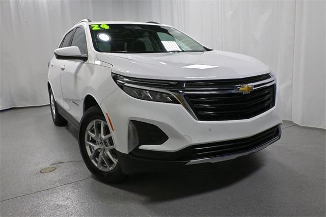 used 2024 Chevrolet Equinox car, priced at $25,571