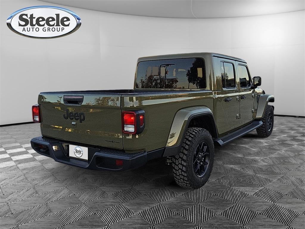 new 2026 Jeep Gladiator car, priced at $47,972