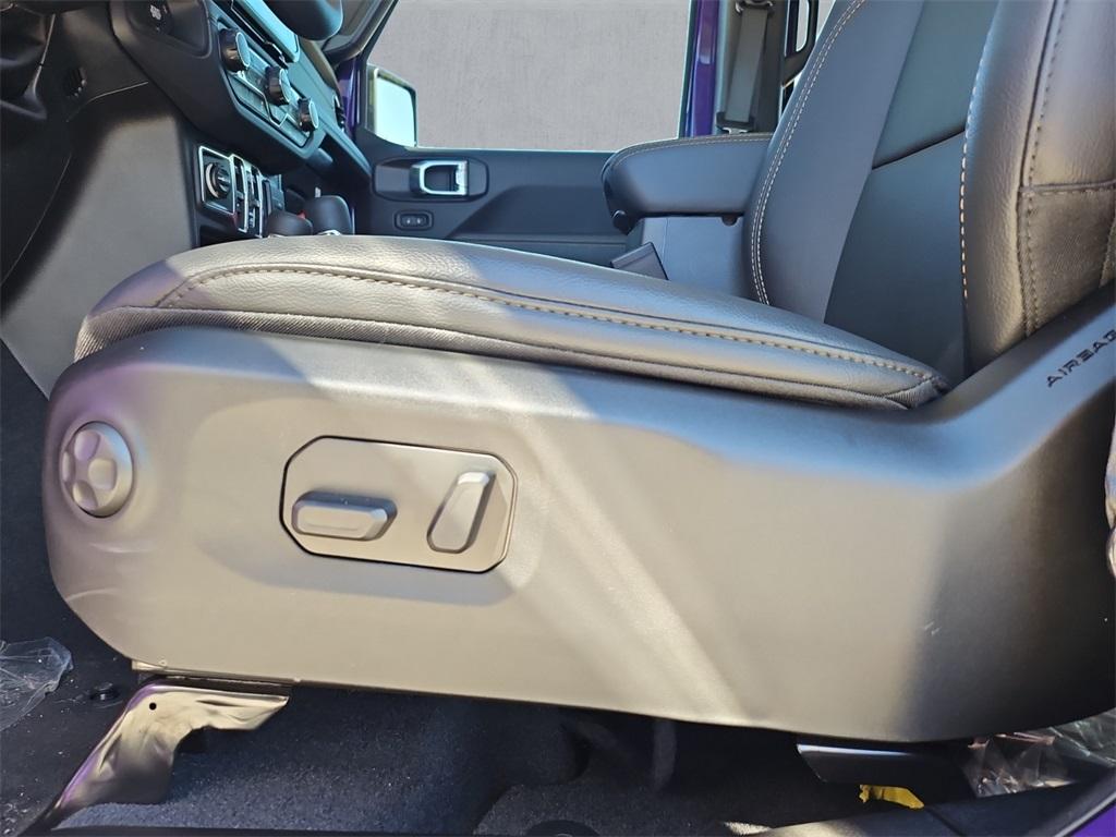 new 2026 Jeep Gladiator car, priced at $49,513