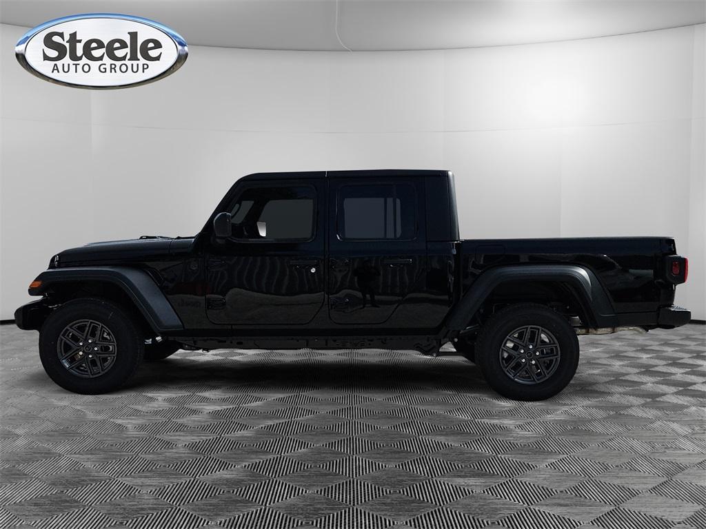 new 2025 Jeep Gladiator car, priced at $37,496