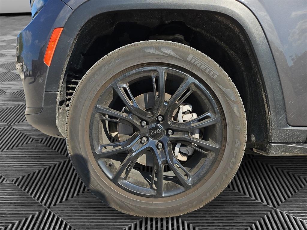 used 2022 Jeep Grand Cherokee L car, priced at $25,995