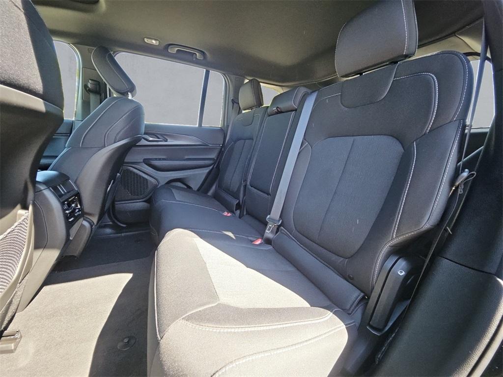 new 2025 Jeep Grand Cherokee car, priced at $34,764