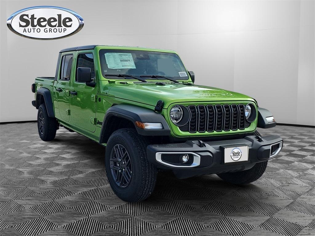 new 2025 Jeep Gladiator car, priced at $37,996