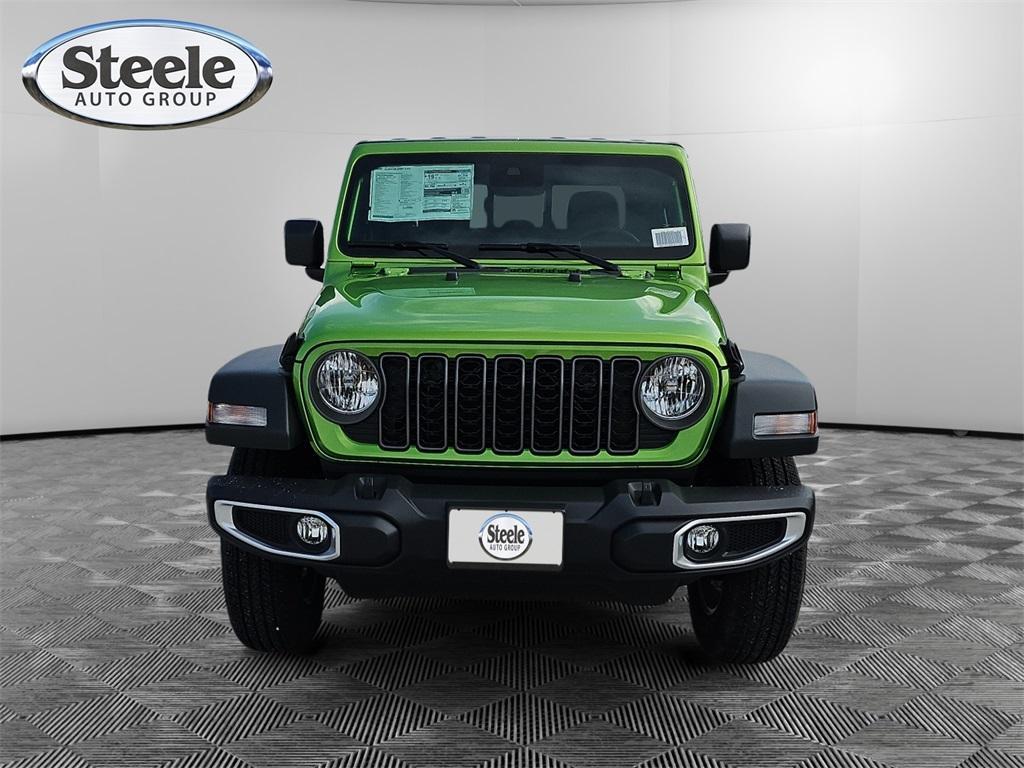 new 2025 Jeep Gladiator car, priced at $37,996