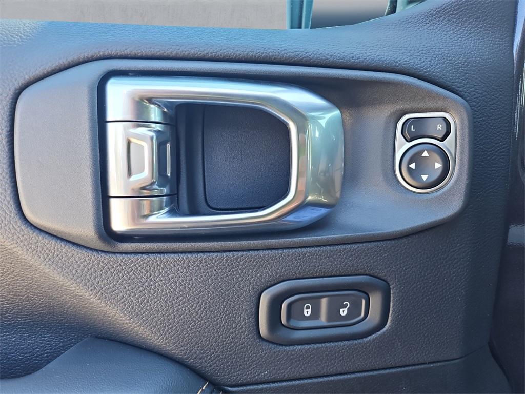 new 2026 Jeep Wrangler car, priced at $53,792