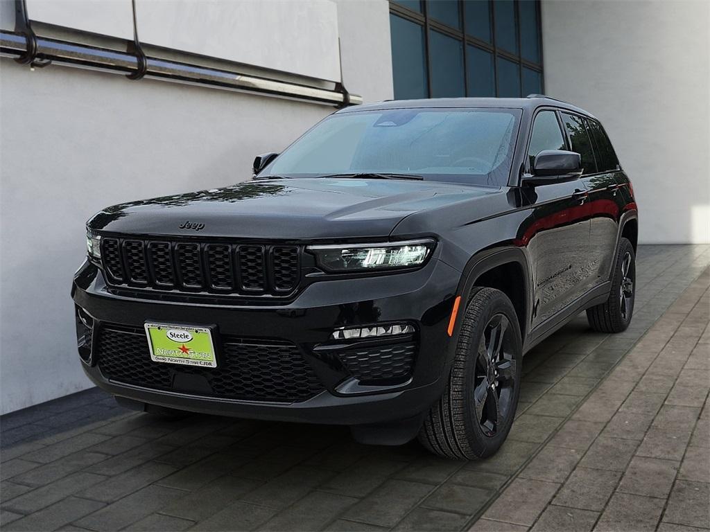 new 2025 Jeep Grand Cherokee car, priced at $39,495
