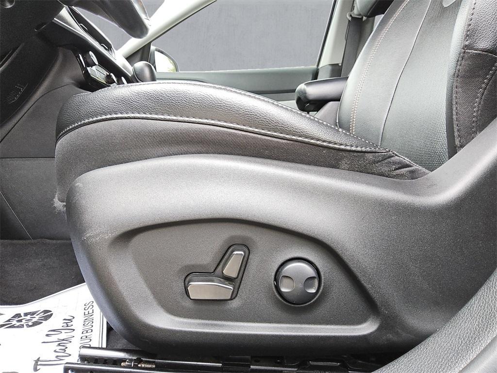 used 2022 Jeep Compass car, priced at $18,831