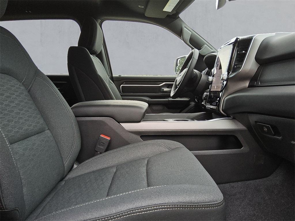 new 2025 Ram 1500 car, priced at $44,913