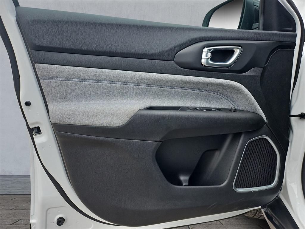 new 2025 Jeep Compass car, priced at $24,449
