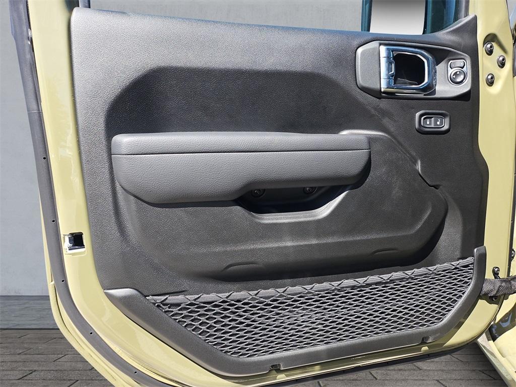 new 2025 Jeep Wrangler car, priced at $44,090