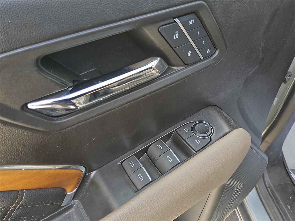 used 2024 GMC Canyon car, priced at $47,372