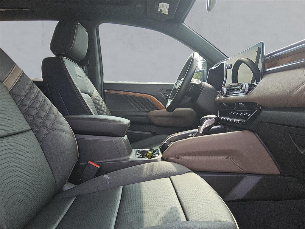 used 2024 GMC Canyon car, priced at $47,372