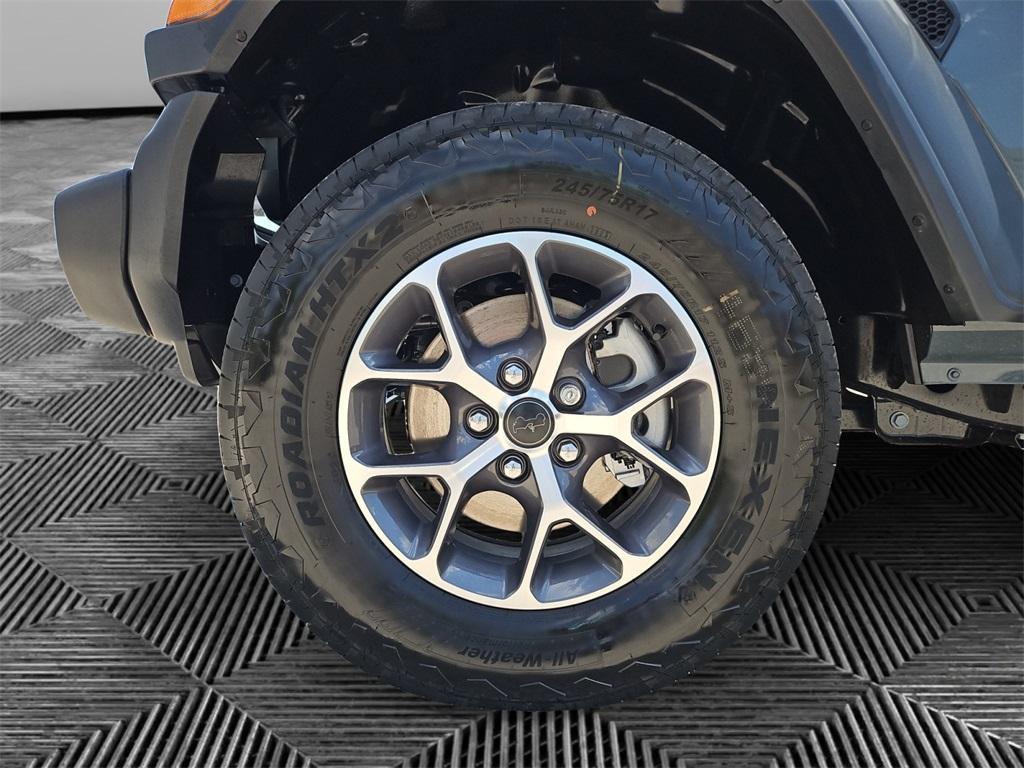 new 2025 Jeep Wrangler car, priced at $47,996
