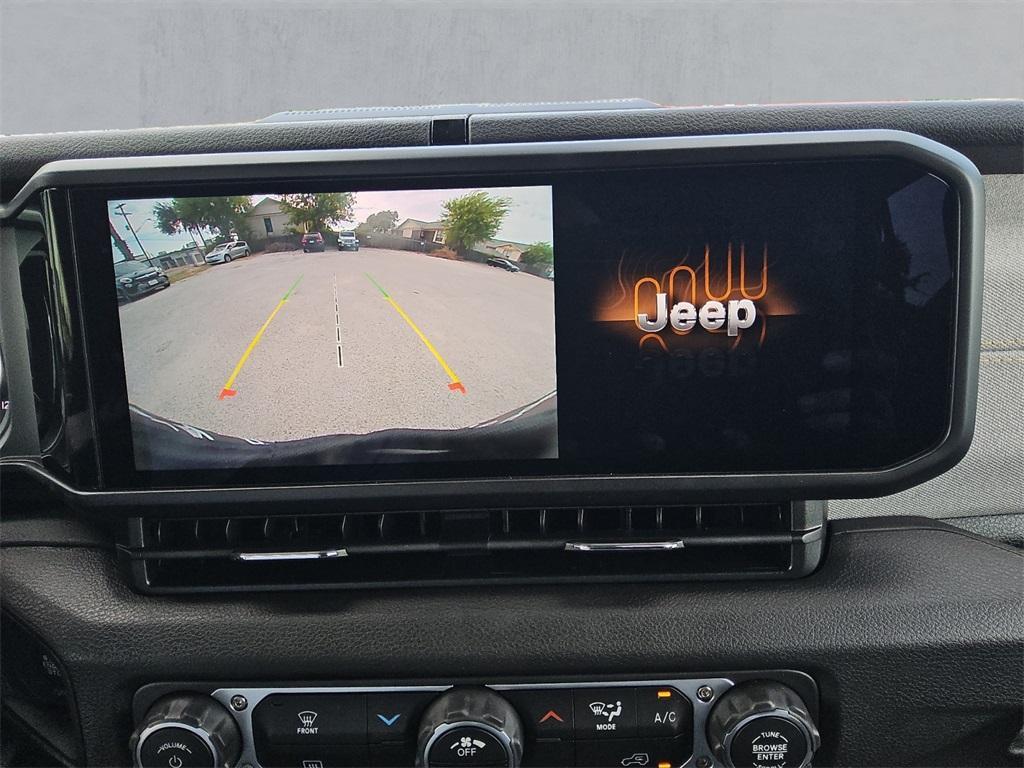 new 2025 Jeep Wrangler car, priced at $43,096
