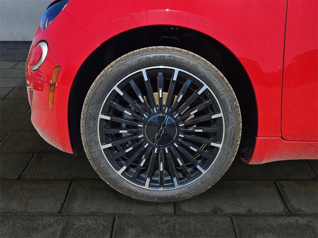 new 2024 FIAT 500e car, priced at $27,549