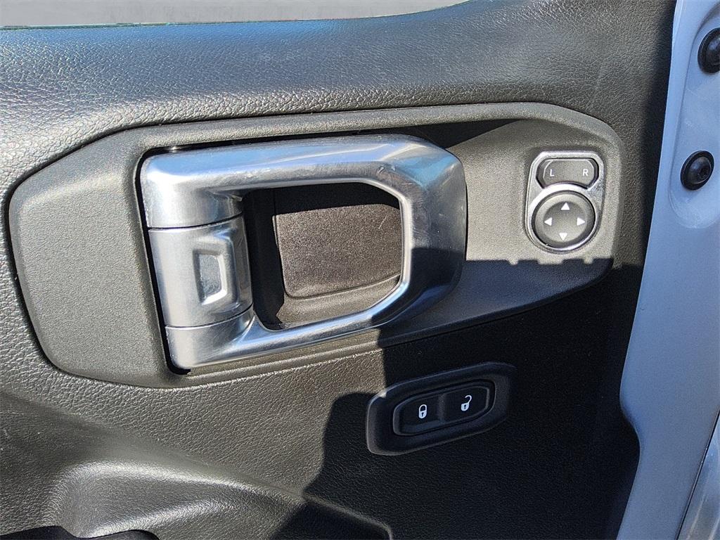 used 2022 Jeep Wrangler Unlimited car, priced at $30,428