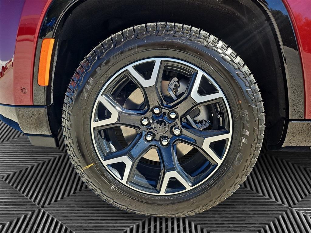 new 2025 Jeep Wagoneer car, priced at $68,875