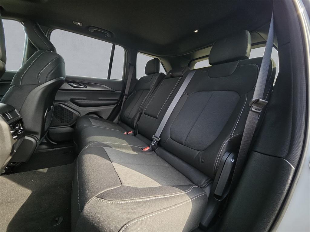 new 2025 Jeep Grand Cherokee car, priced at $34,790