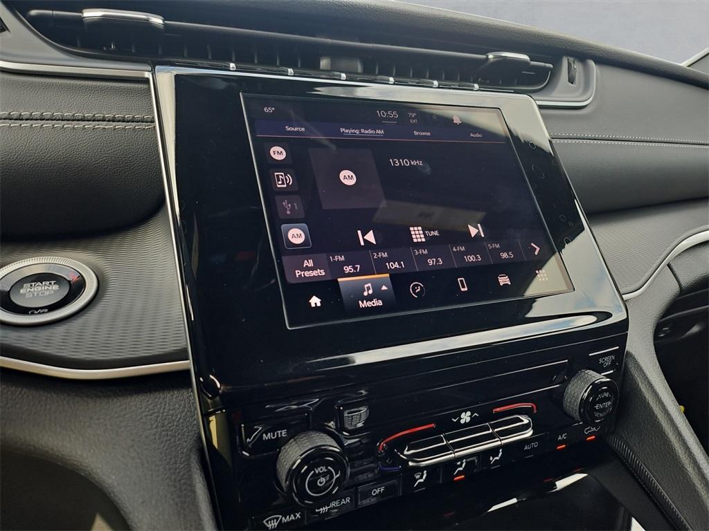 new 2025 Jeep Grand Cherokee car, priced at $34,790