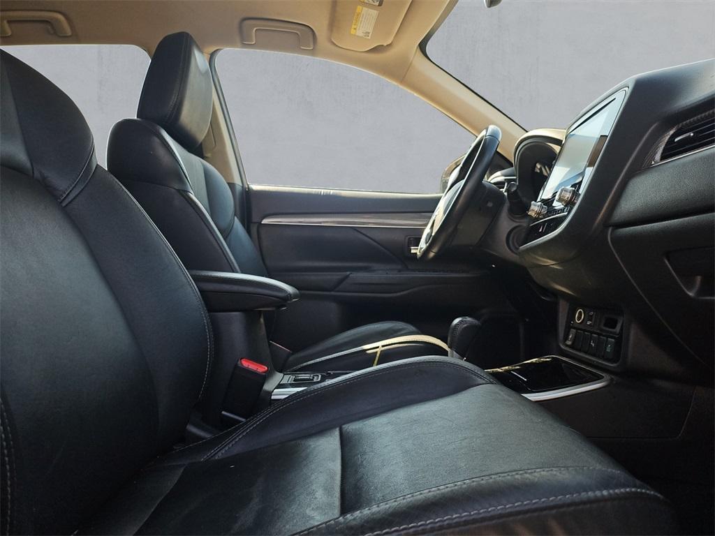 used 2020 Mitsubishi Outlander car, priced at $12,978