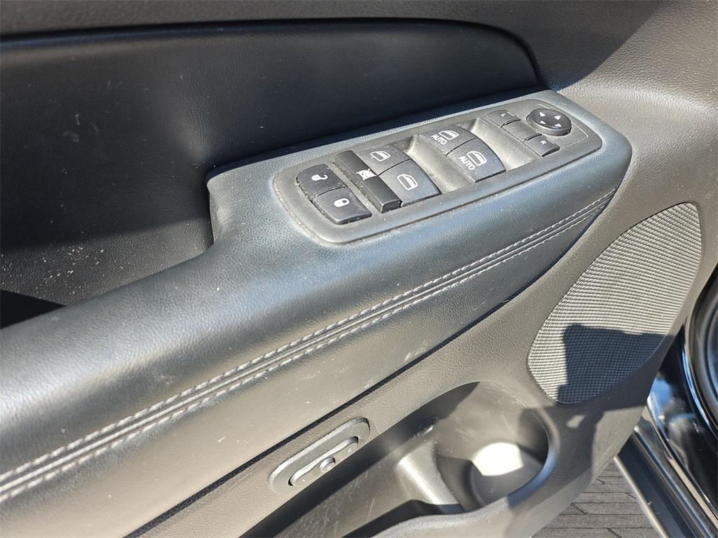 used 2020 Jeep Grand Cherokee car, priced at $18,753