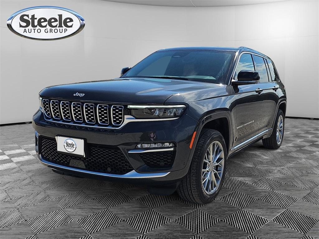 new 2025 Jeep Grand Cherokee car, priced at $51,495