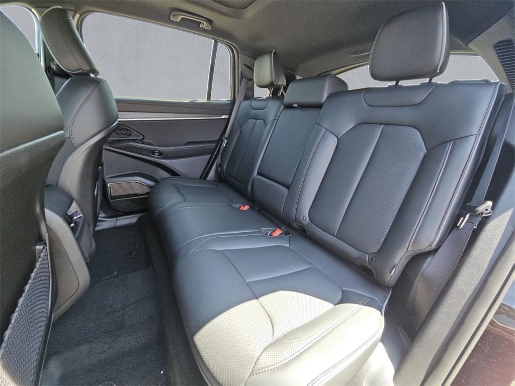 new 2025 Jeep Wagoneer S car, priced at $44,996