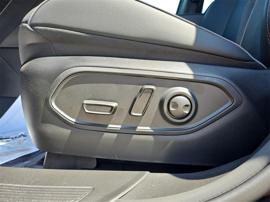 new 2025 Jeep Wagoneer S car, priced at $44,996
