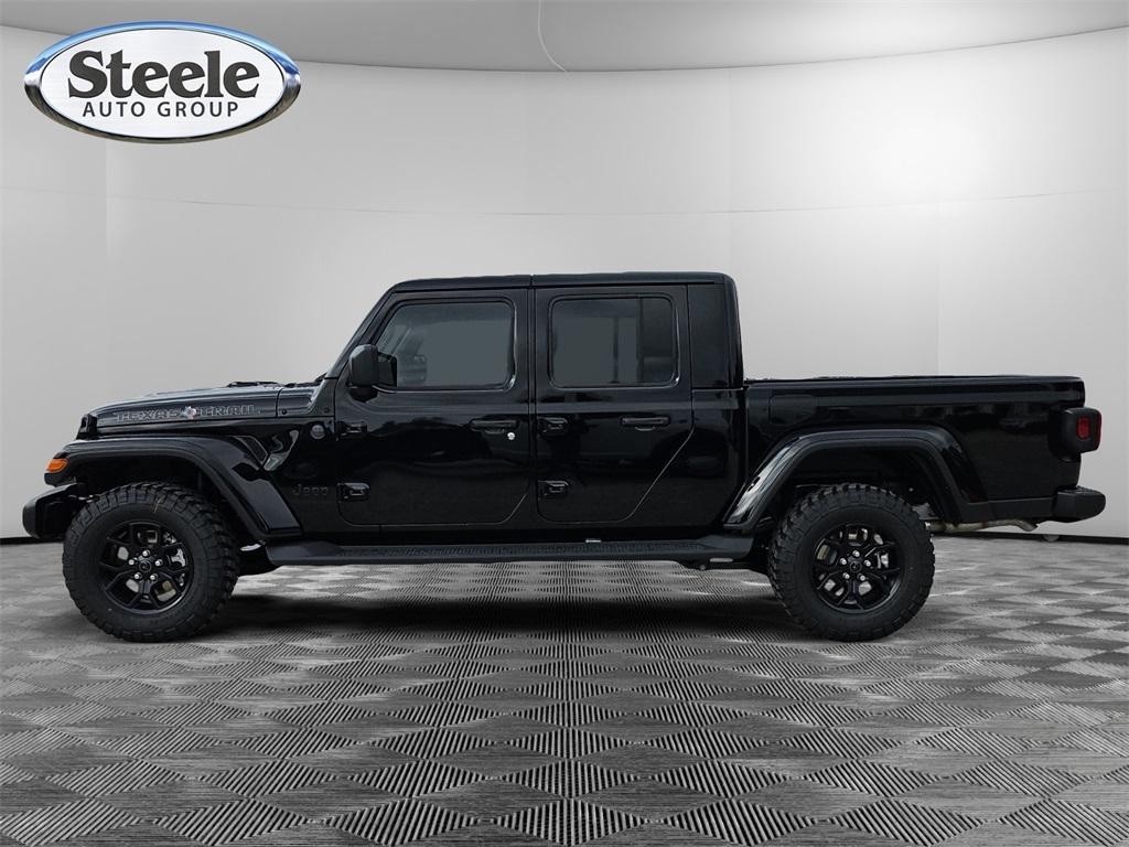new 2025 Jeep Gladiator car, priced at $41,245