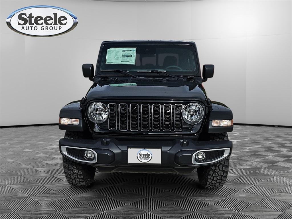 new 2025 Jeep Gladiator car, priced at $41,245