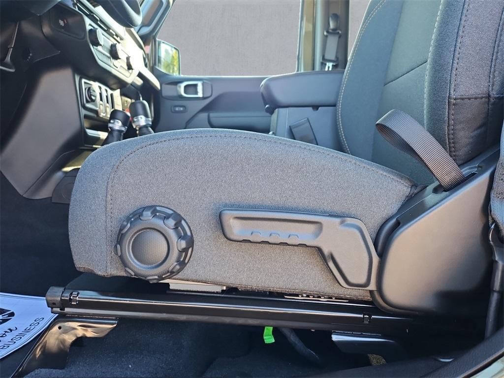 new 2026 Jeep Wrangler car, priced at $38,857