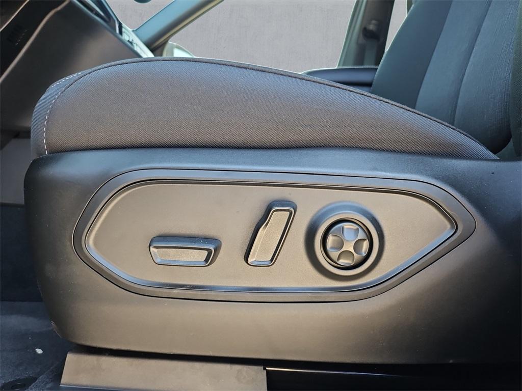 new 2025 Jeep Grand Cherokee car, priced at $30,406