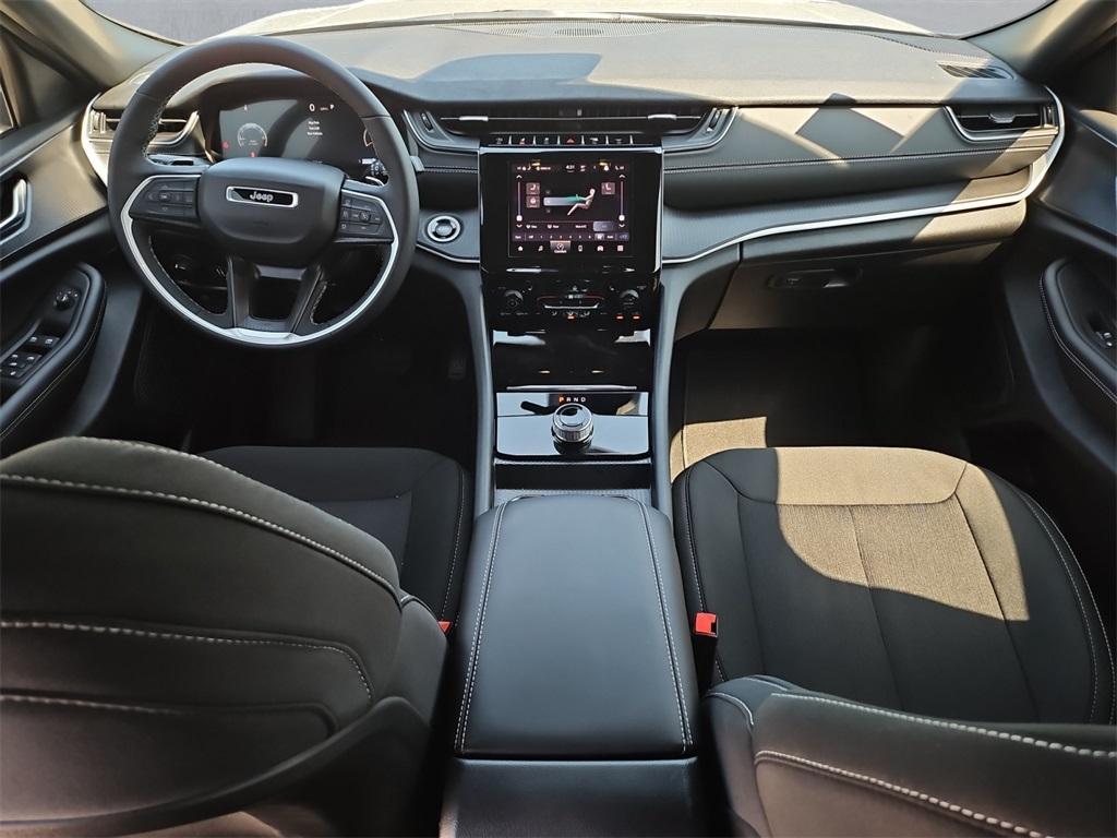 new 2025 Jeep Grand Cherokee car, priced at $30,406