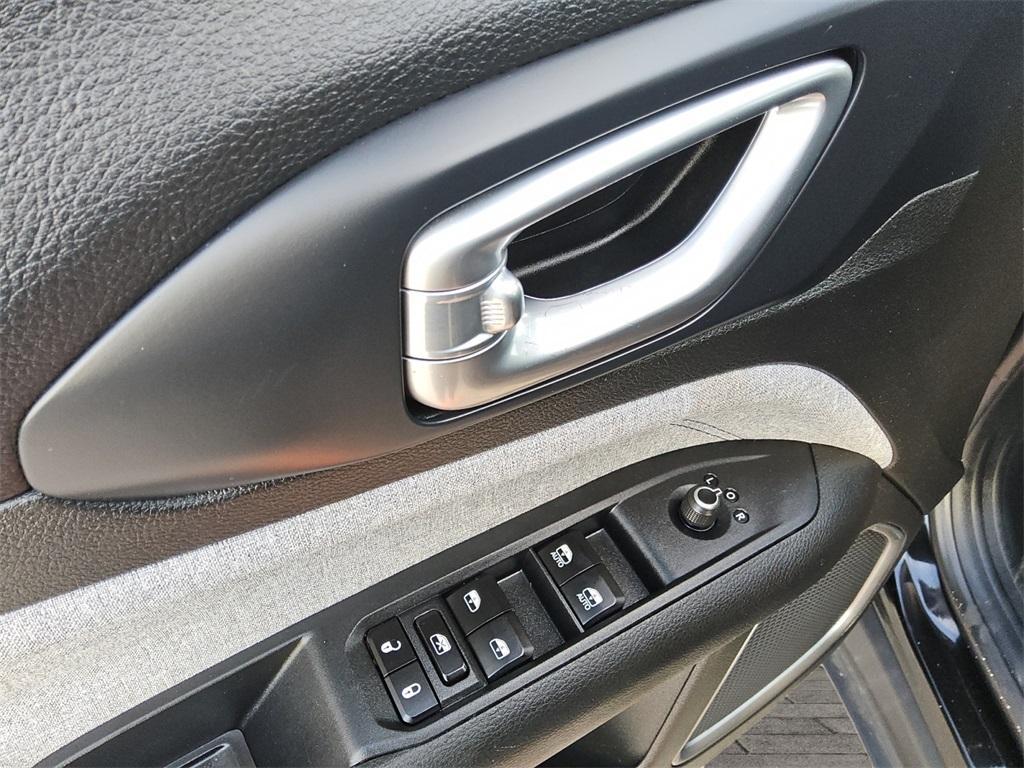 used 2023 Jeep Compass car, priced at $23,995