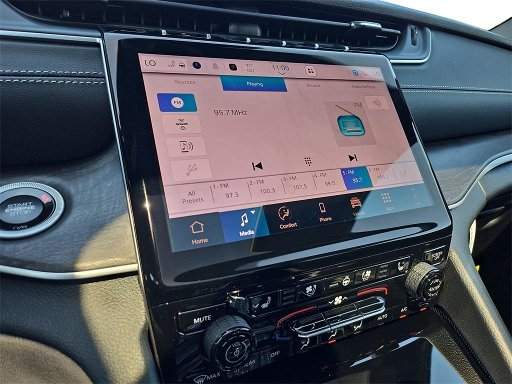 new 2025 Jeep Grand Cherokee car, priced at $36,314