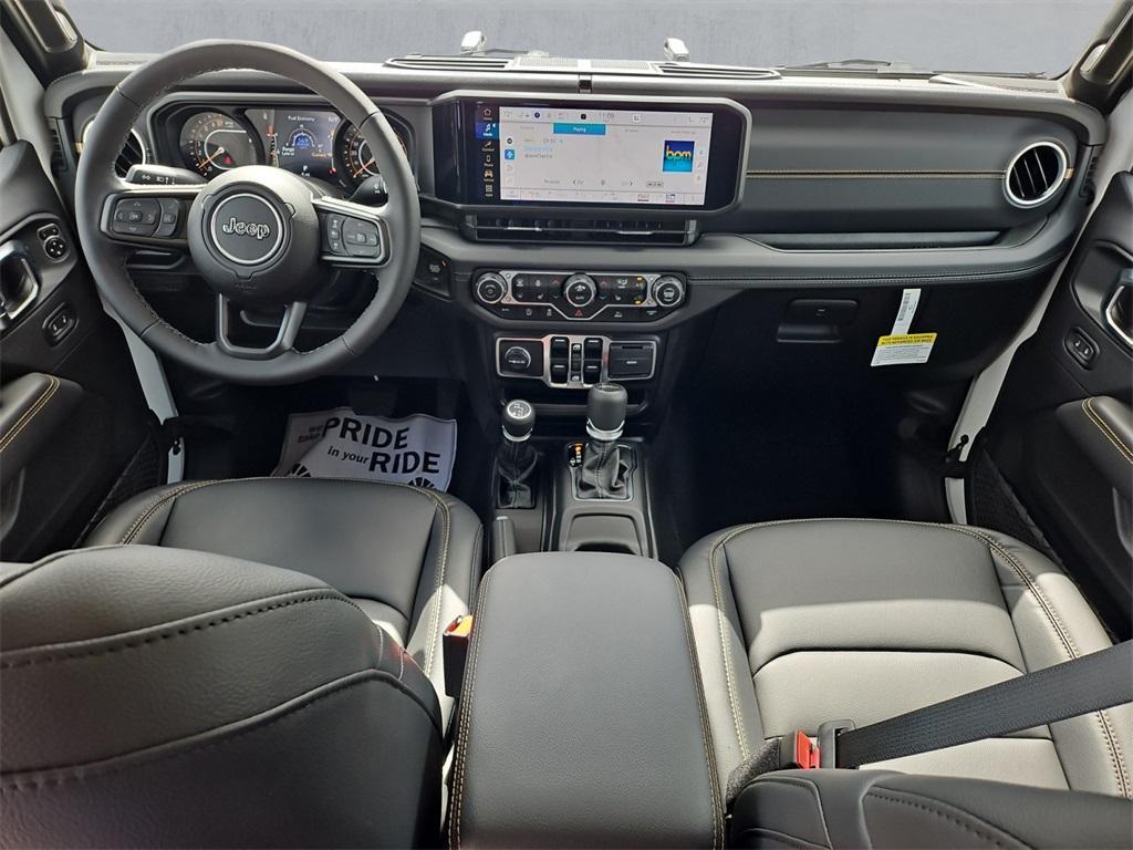 new 2025 Jeep Gladiator car, priced at $38,996