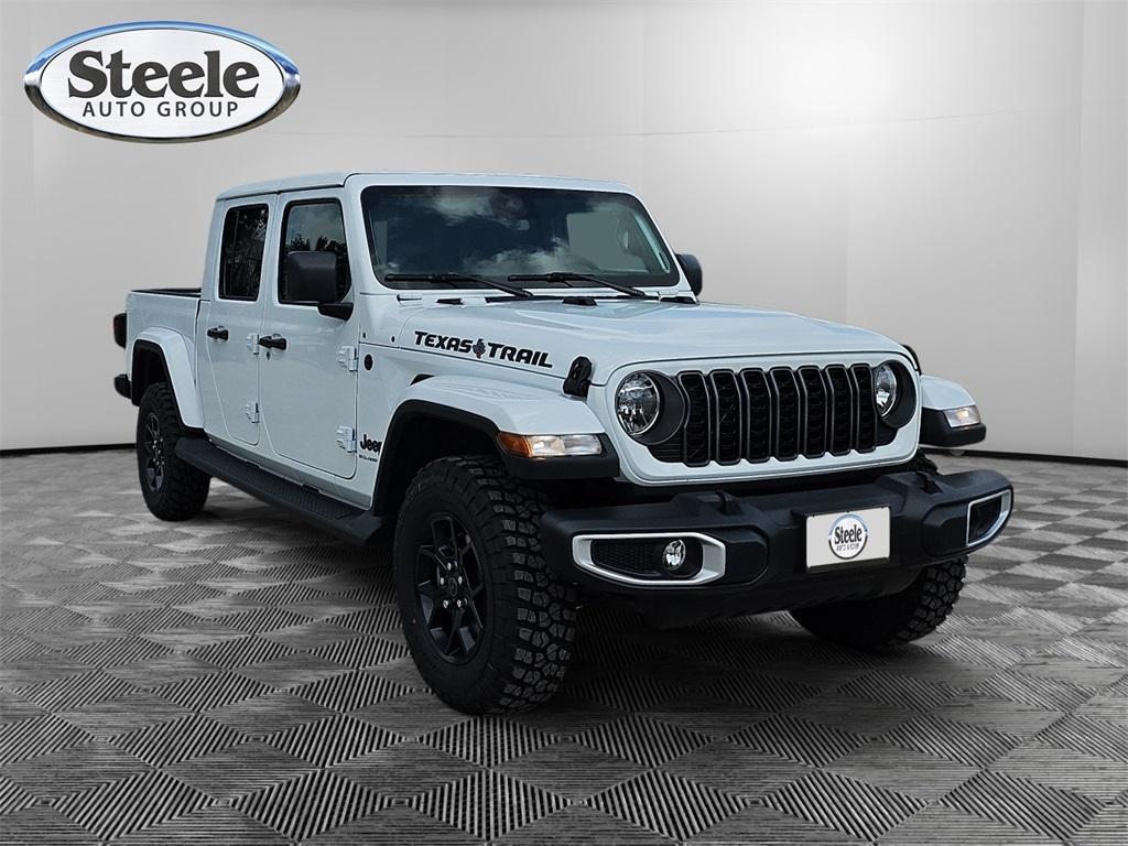 new 2025 Jeep Gladiator car, priced at $38,996